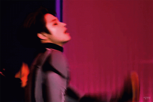 210305-4.gif