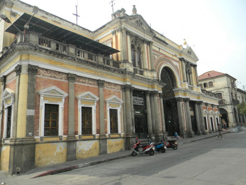 Edificio-Enriquez-Historic-Center-Quetzaltenango.be38cfc6bdd81646.jpg