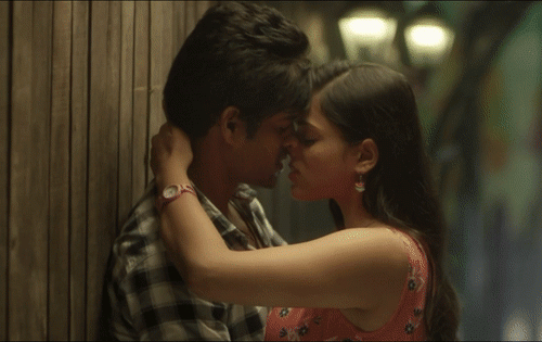 Kriti-Garg-2-Hours-Love-2.gif