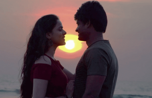 Kriti-Garg-2-Hours-Love-9.gif