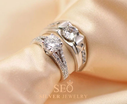 Matching-engagement-rings-for-couples.jpg