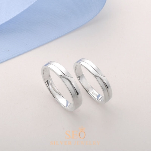 brushed_promise_couple_rings_03.jpg