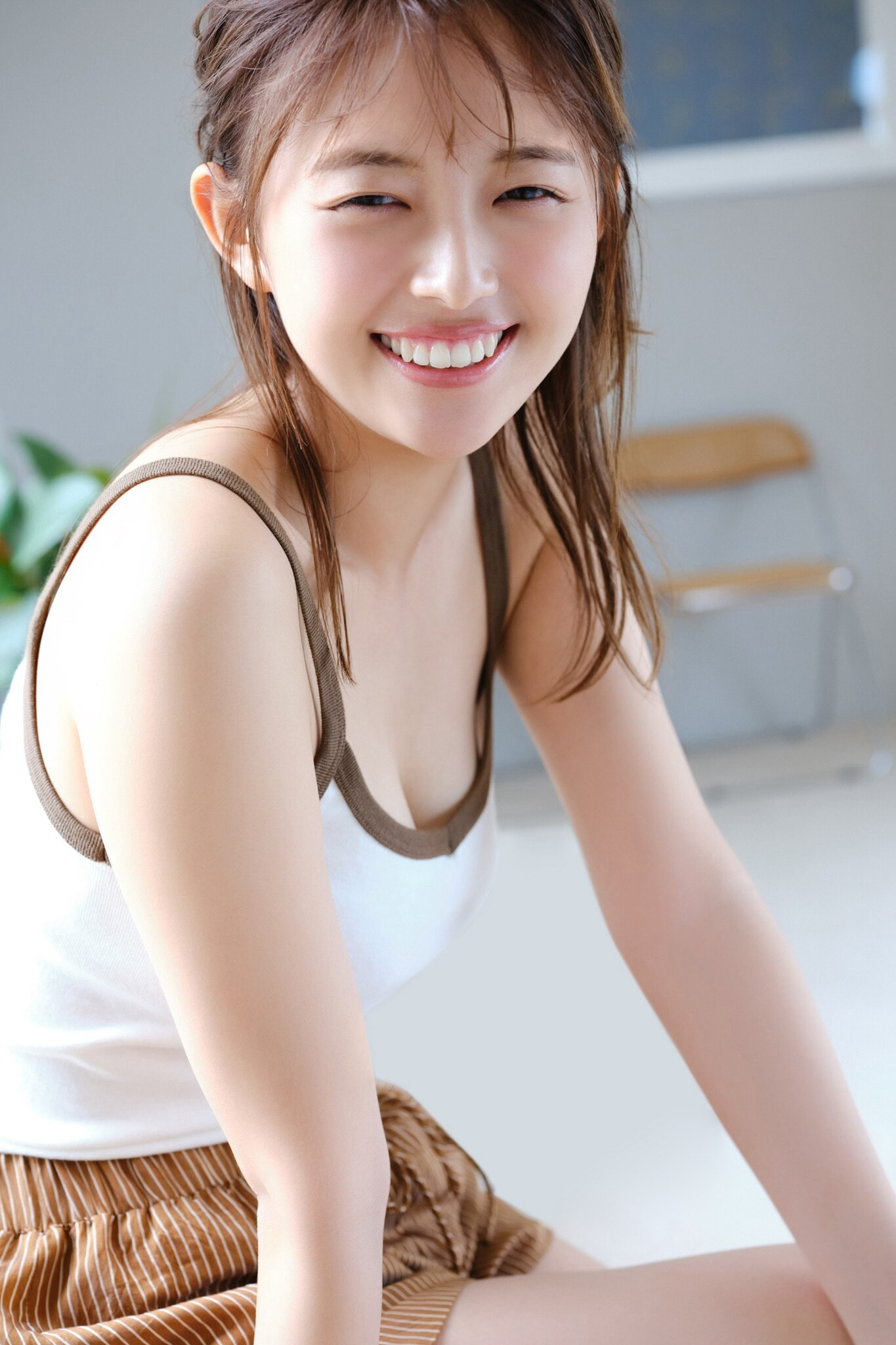 모리 히나미(森日菜美, もり ひなみ) - 프라이데이 2024 9/27•10/4