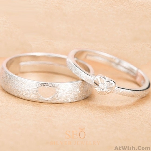 couple-love-ring.jpg