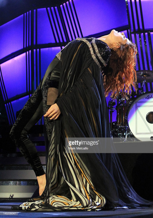 SYDNEY, AUSTRALIA - MAY 24:  Florence Welch of Florence and the Machine performs live at the Sydney 