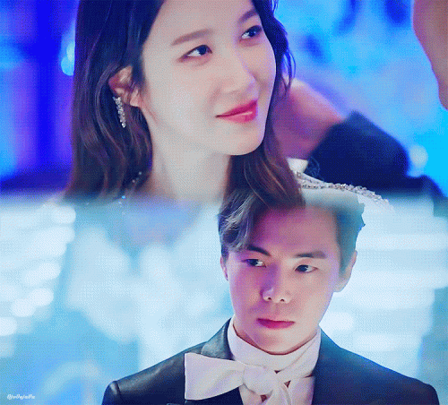 #펜트하우스 #심수련 #로건리 #파티장