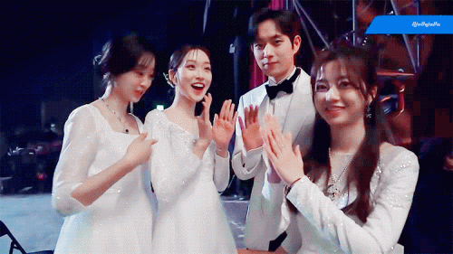https://youtu.be/0yc0wxnUFtI
[메이킹] 청아예술제 백스테이지부터 무대를 뒤집어놓은 깜짝 등장까지?
#펜트하우스 시즌2 메이킹
#하은별 #주석경 #주석훈 #배로나