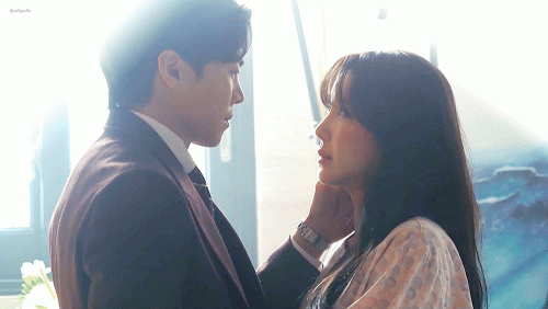 https://youtu.be/F1CKK1J-0-g
[메이킹] ★키스씬비하인드★
#심수련 #로건리 #펜트하우스 시즌2