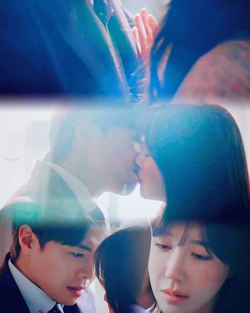 #심수련 #로건리 #키스씬
#펜트하우스 시즌2 e12