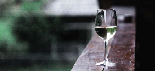 white-wine-glass.jpg
